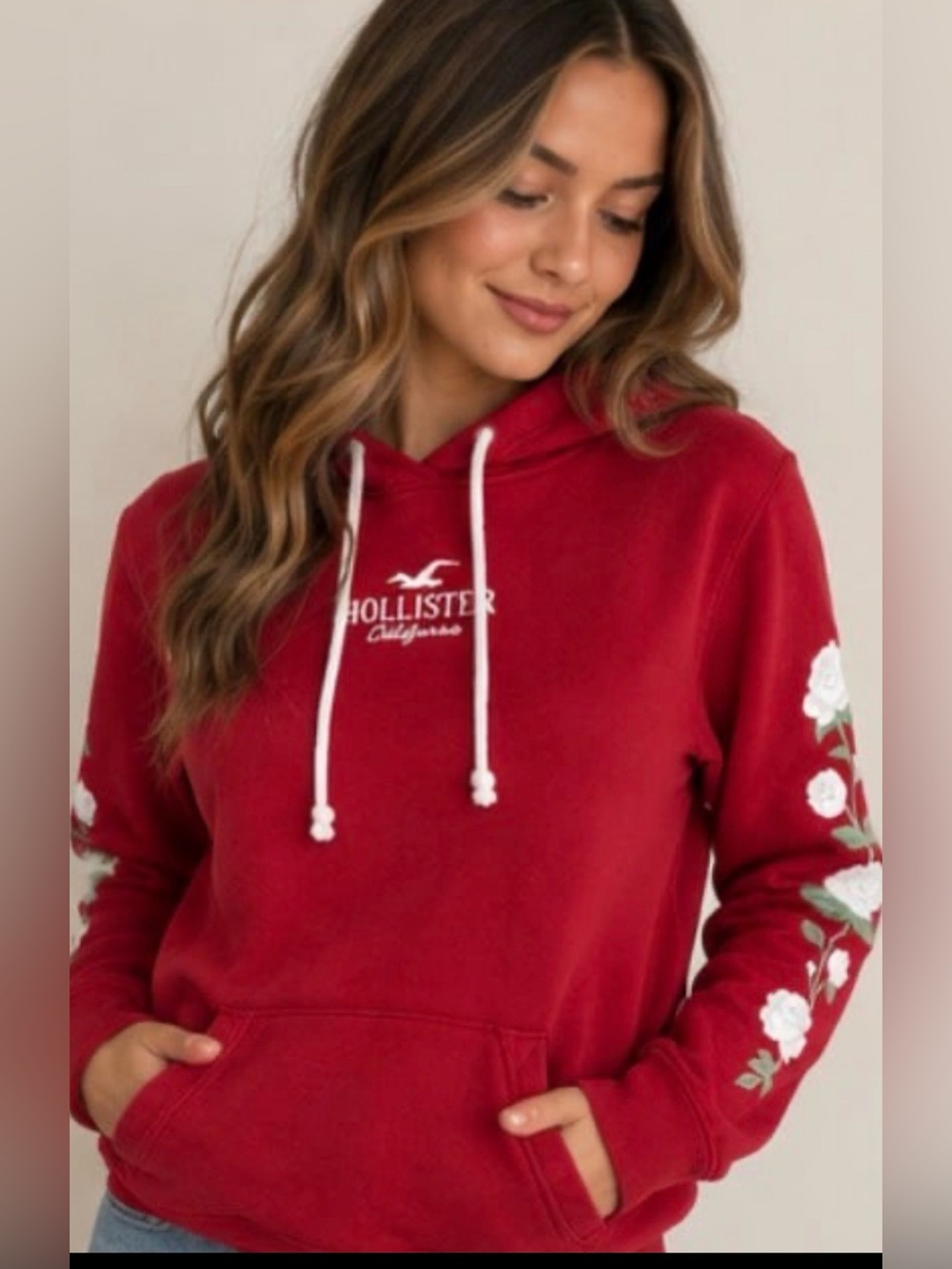 Hollister Red Floral Embroidered Sleeve Hoodie Women’s M Y2K
